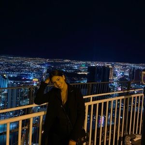 Meet your Posher, Blanca